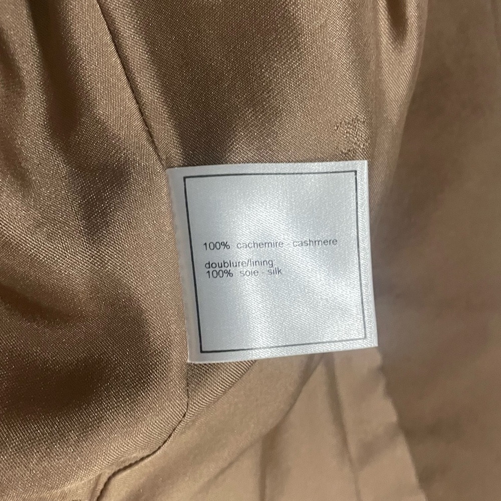 Chanel Cashmere Jacket - 36 - Picture 2 of 15